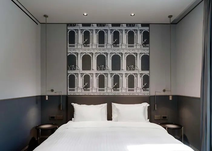 Ξενοδοχείο Radisson Collection Hotel, Antica 5*
