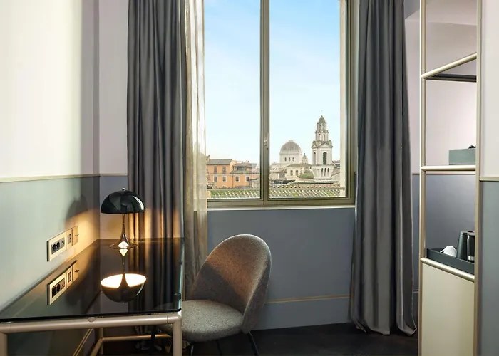 Radisson Collection Hotel, Antica Hotel Rome