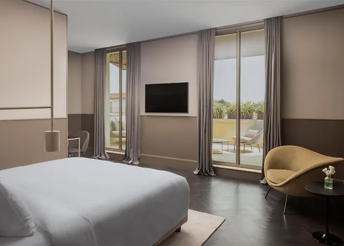 Radisson Collection Hotel, Antica Ξενοδοχείο 5*