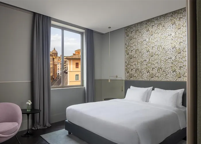 Radisson Collection Hotel, Antica 5* Rome