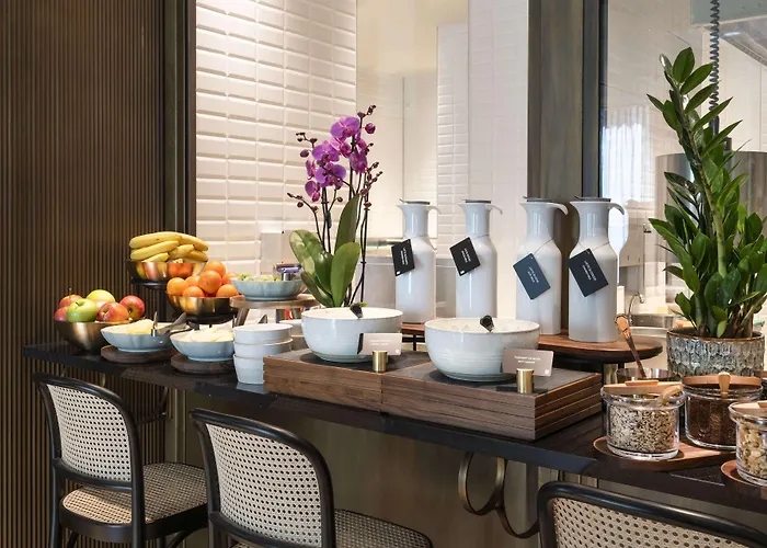 Radisson Collection Hotel, Antica 5* Rome