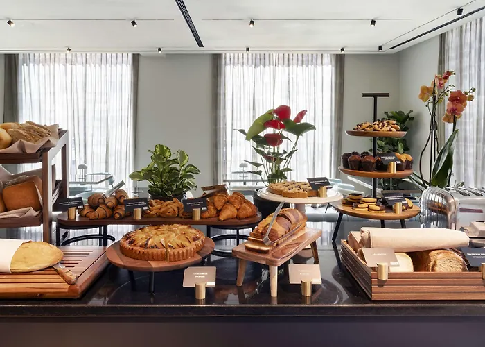 Radisson Collection Hotel, Antica Ρώμη