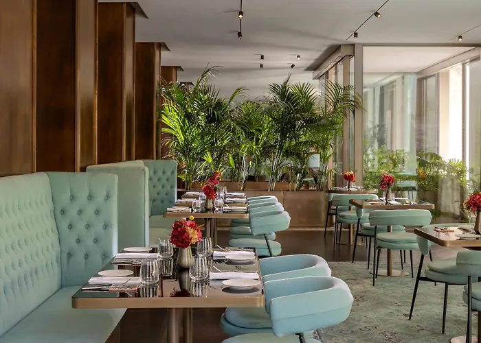 Radisson Collection Hotel, Antica Ρώμη